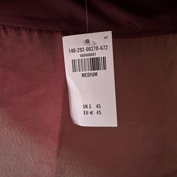 Abercrombie Burgundy Top - Picture 4 of 4